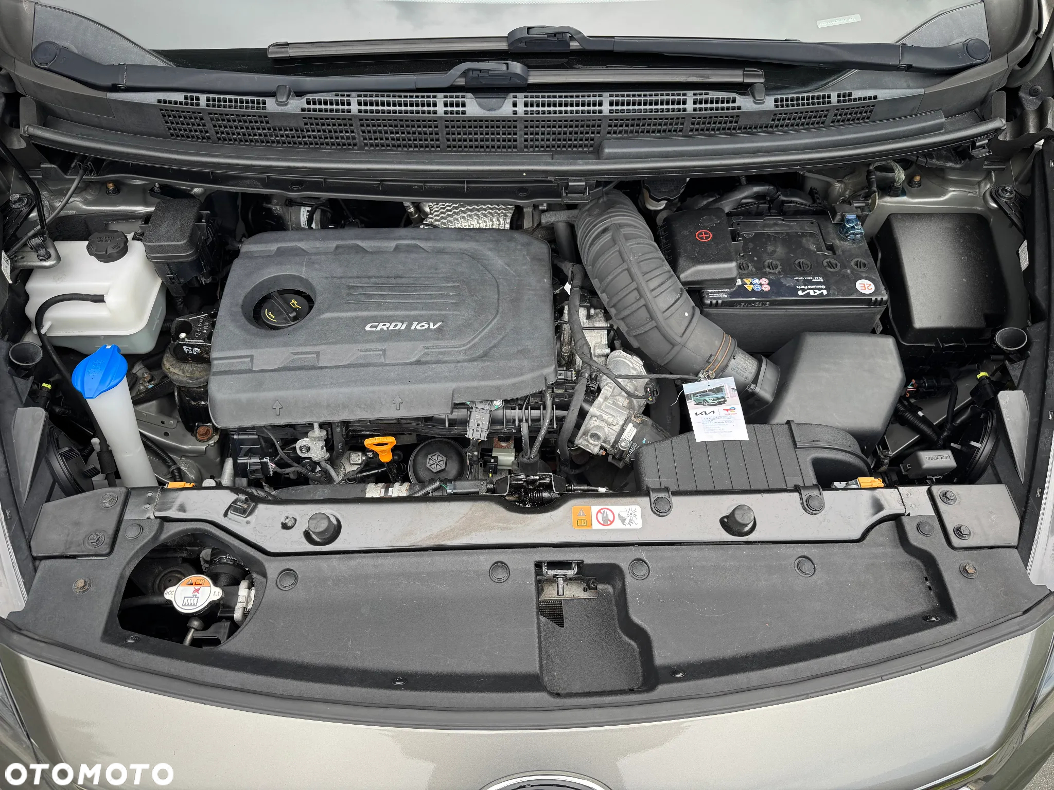Kia Carens 1.7 CRDi 141 Dream-Team Edition - 38