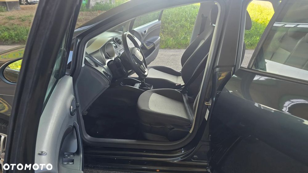 Seat Ibiza 1.4 16V Style - 32