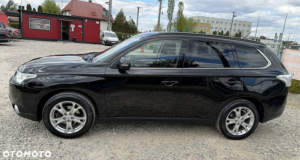Mitsubishi Outlander - 9