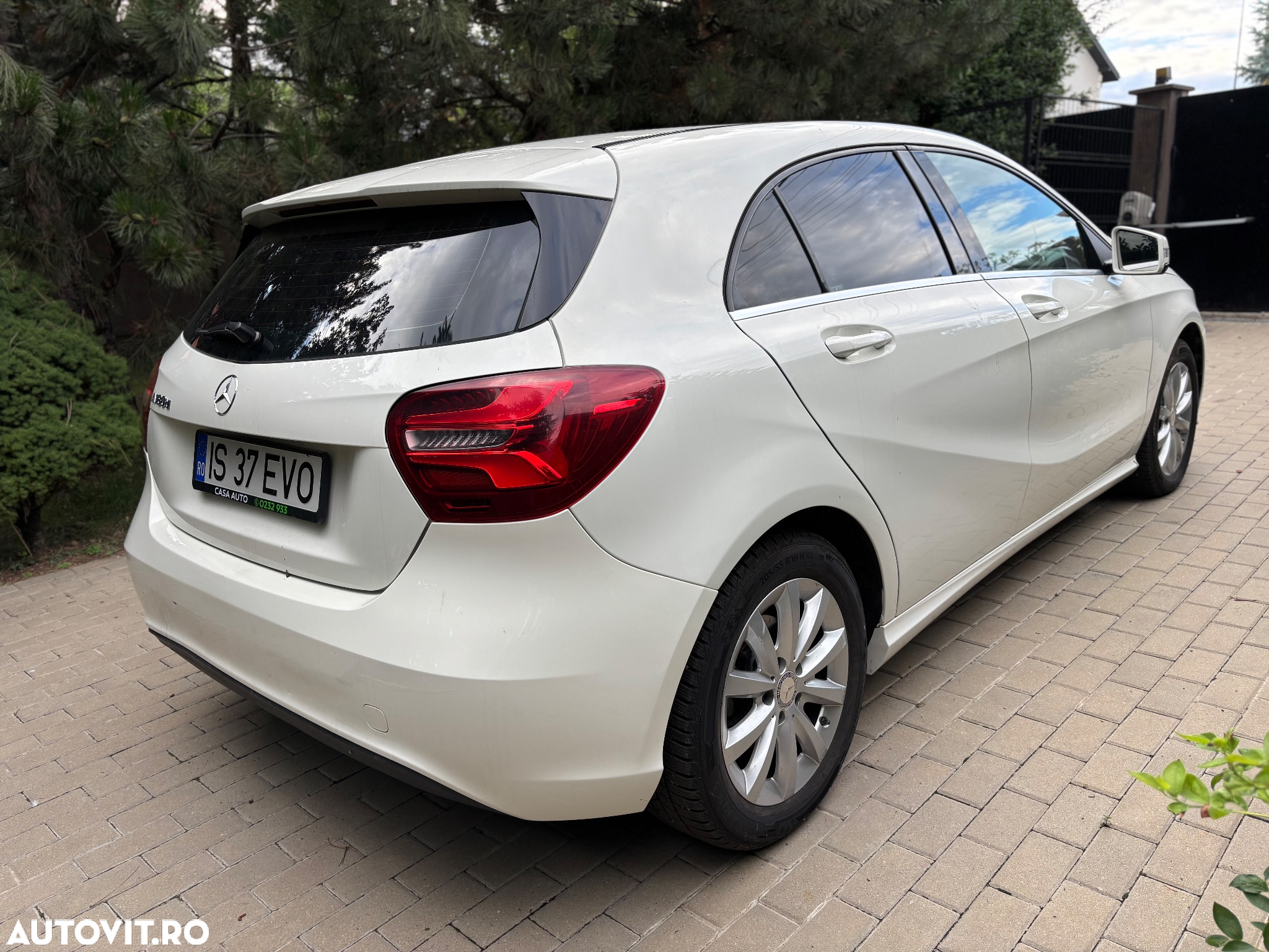 Mercedes-Benz A - 3