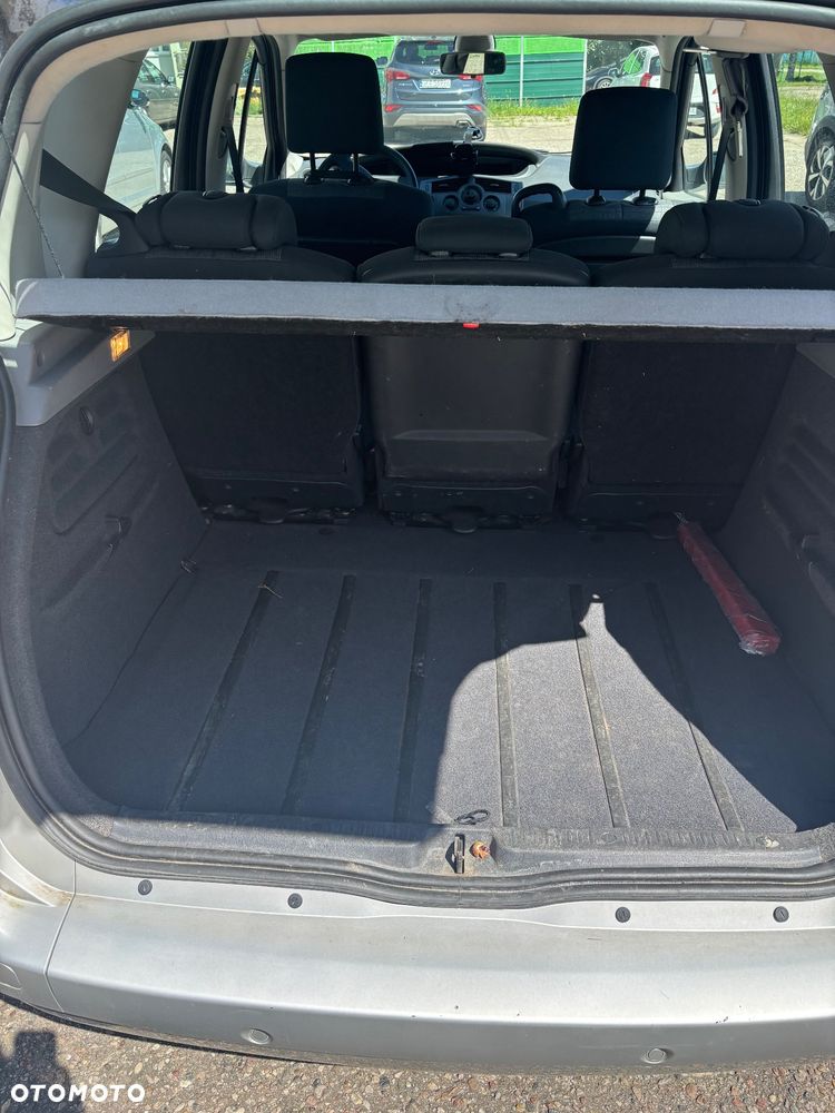 Renault Scenic 1.6 16V Expression - 5