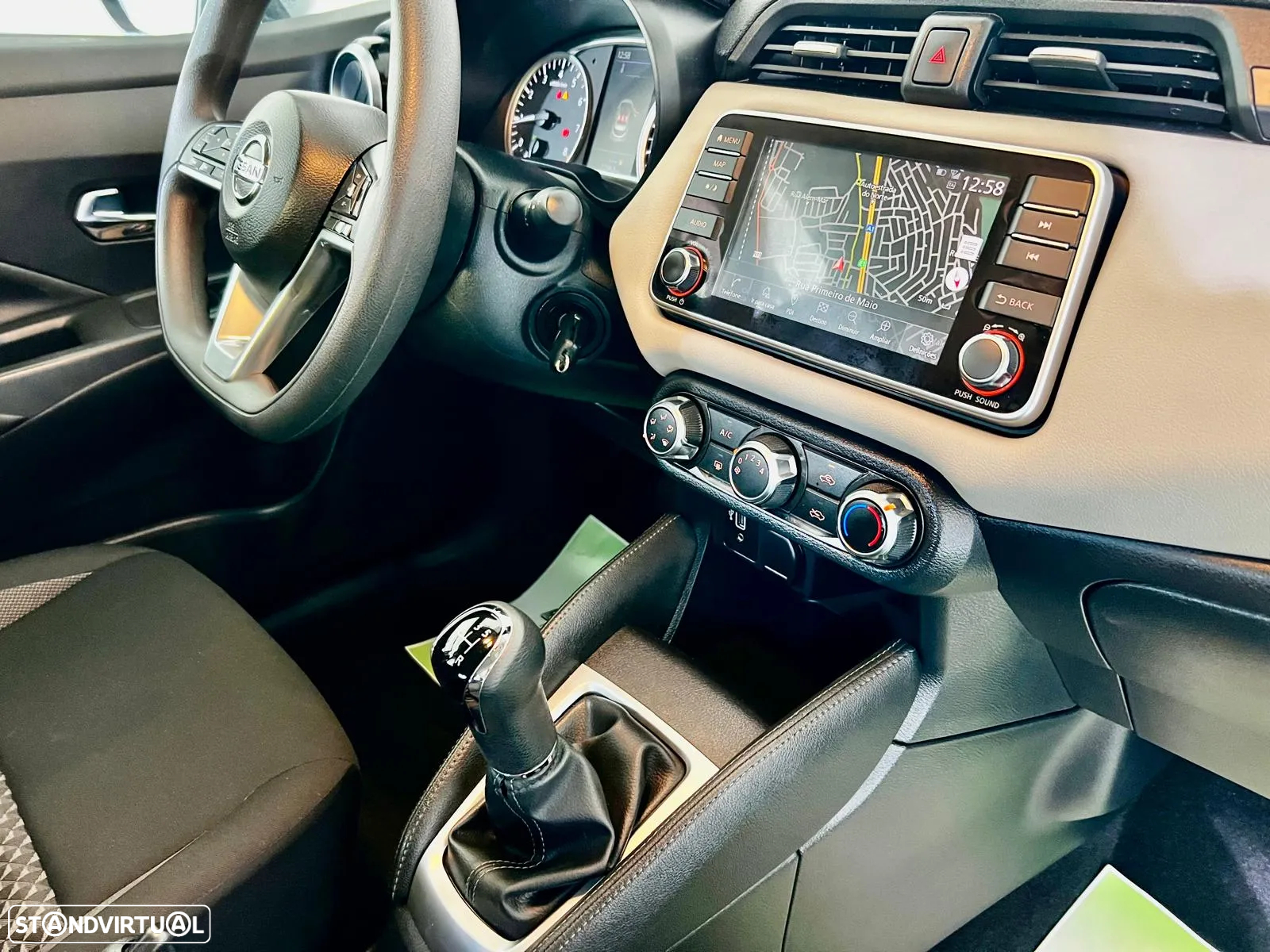 Nissan Micra 1.0 IG-T Acenta - 26