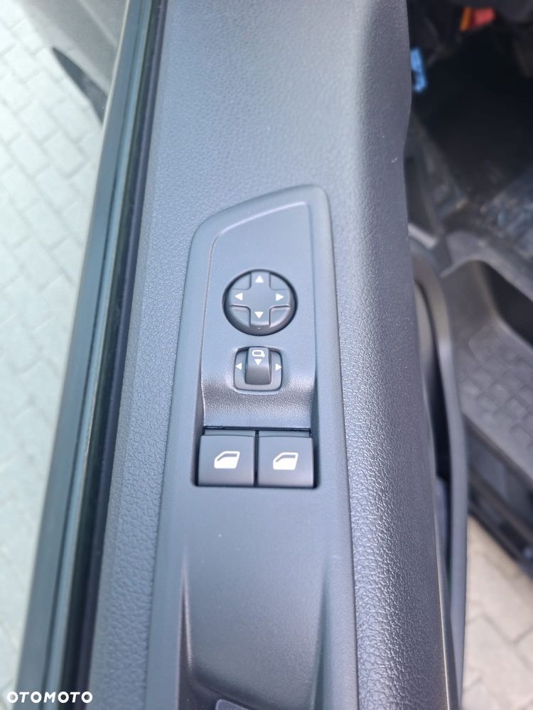 Opel Zafira - 17