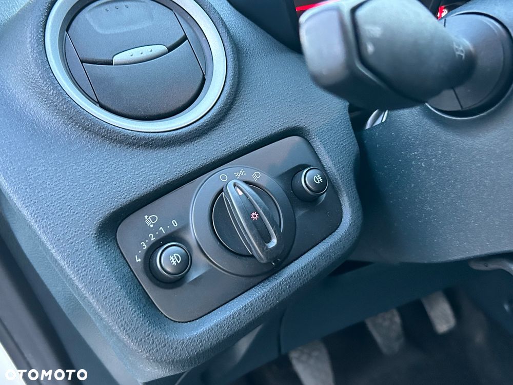 Ford Fiesta 1.25 Celebration - 18