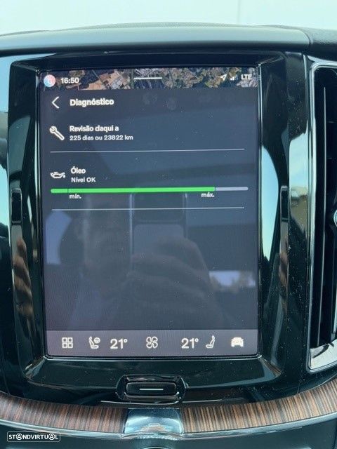 Volvo XC 60 2.0 T6 PHEV Plus Dark AWD - 28