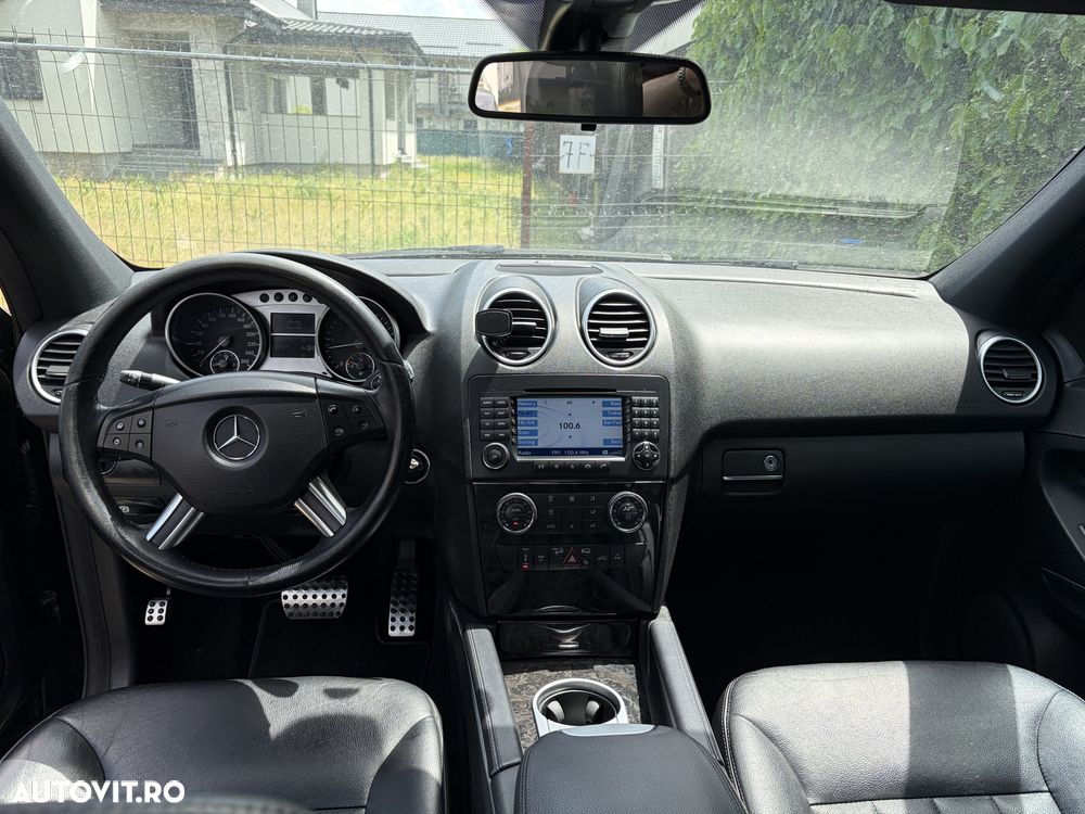 Mercedes-Benz ML - 9