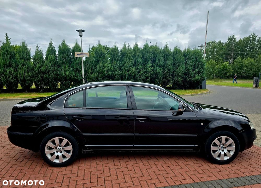Skoda Superb 1.8 Turbo Classic - 4