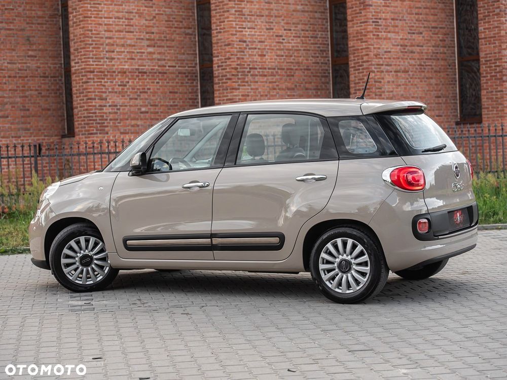 Fiat 500L 1.4 T-Jet 16V Lounge - 10