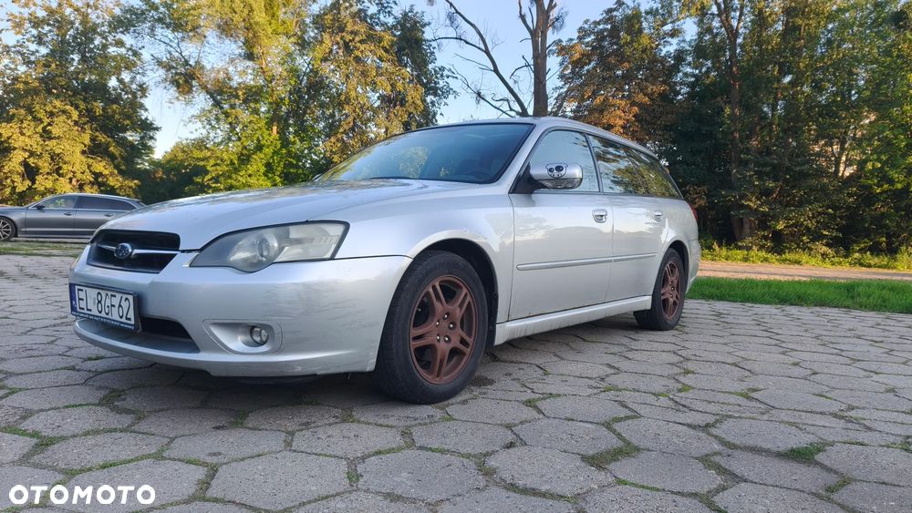 Subaru Legacy - 9