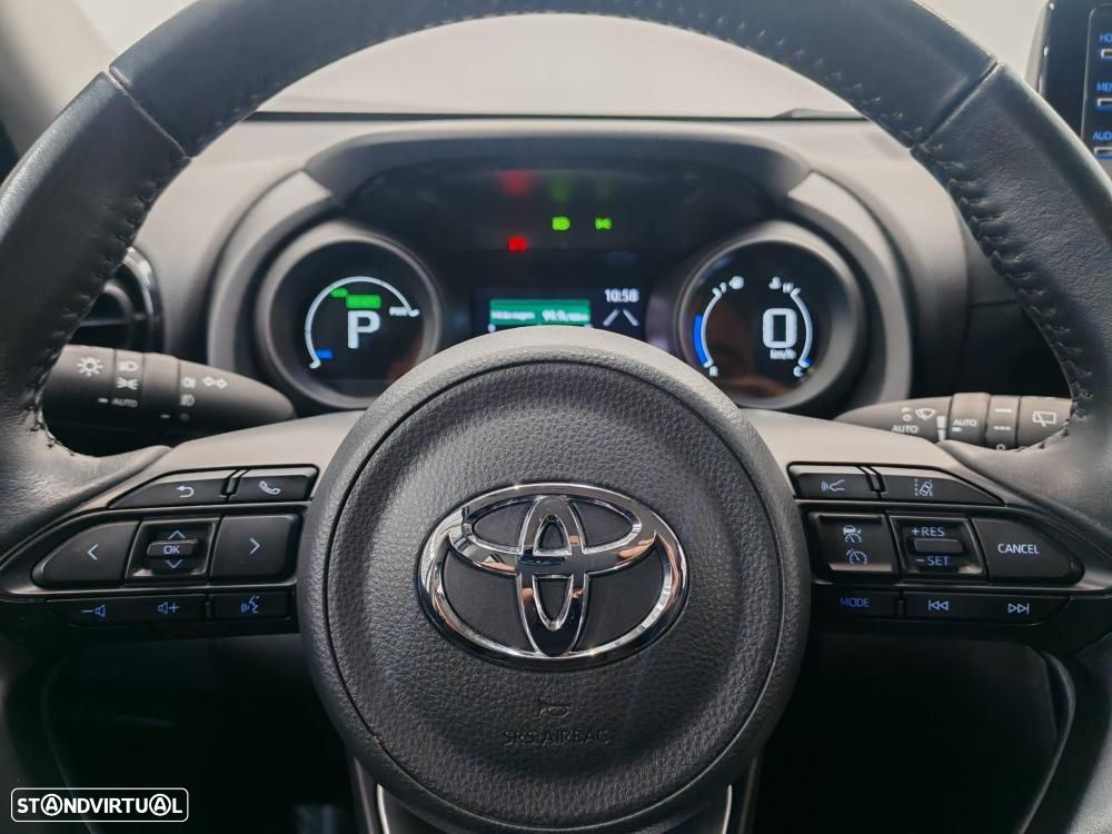 Toyota Yaris Cross 1.5 HDF Comfort Plus - 15