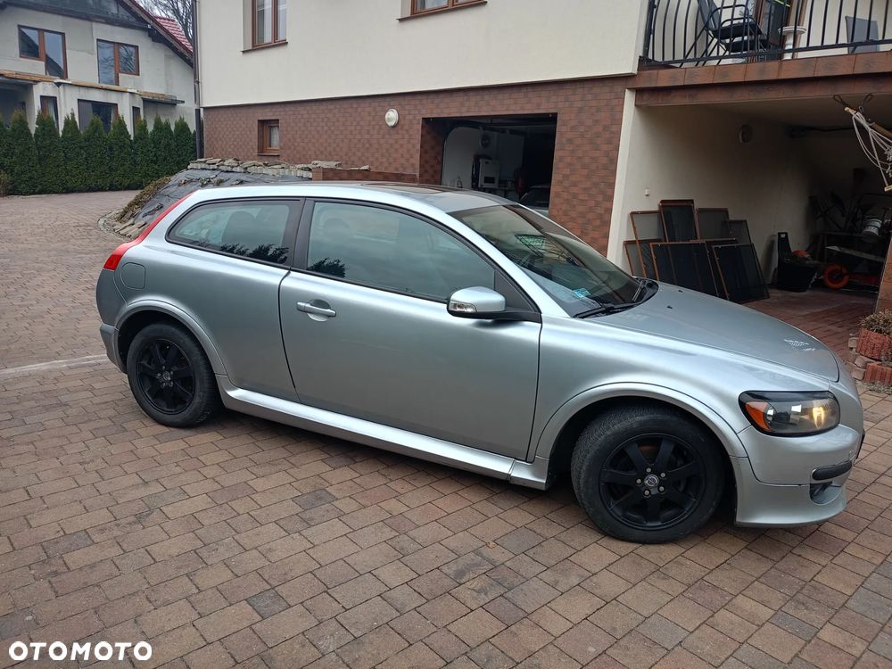 Volvo C30 2.0D Momentum - 4