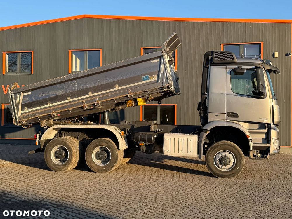 Mercedes-Benz AROCS 3345 6x6 WYWROTKA TRÓJSTRONNA Z BORDMATIKIEM - 10