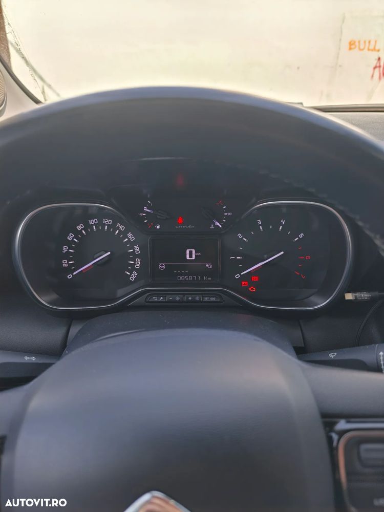 Citroën C3 AIRCROSS 1.2 PureTech S&S BVM Shine - 6