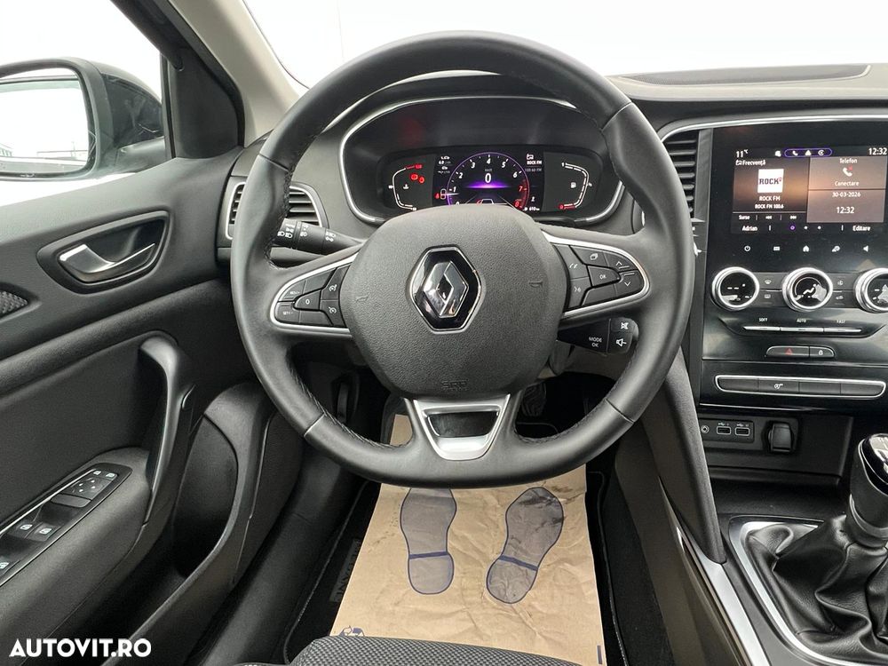 Renault Megane TCe 140 GPF Equilibre - 14