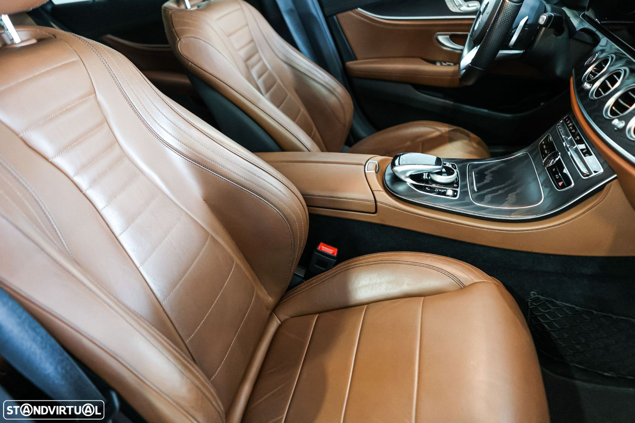 Mercedes-Benz E 300 de AMG Line - 39