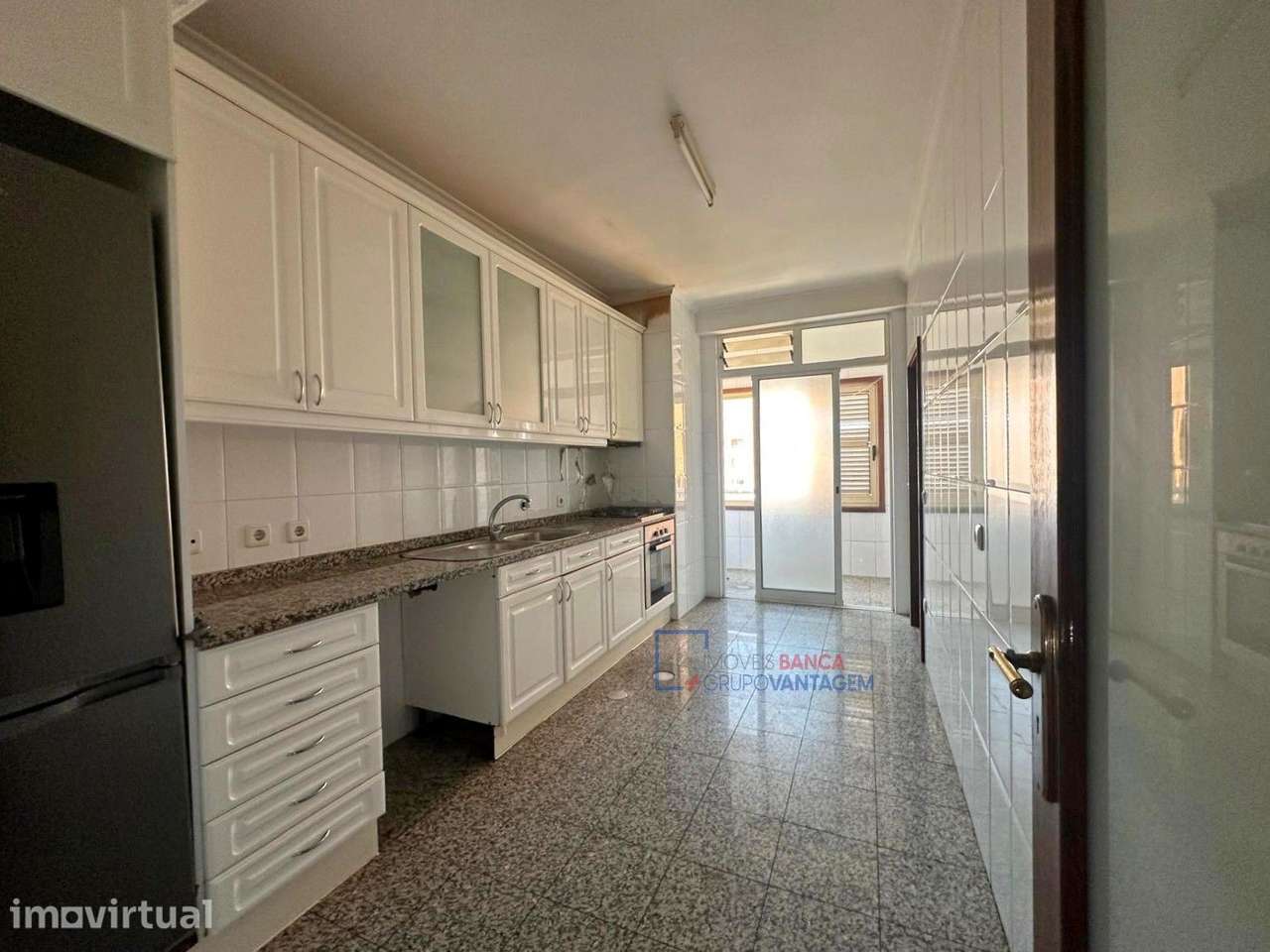 Apartamento, para venda, Vila Nova de Gaia - Vilar de Andorinho - Grande imagem: 4/28