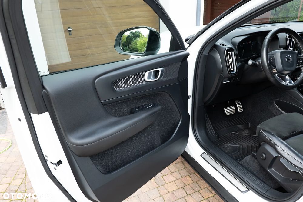Volvo XC 40 D3 Geartronic R-Design - 14