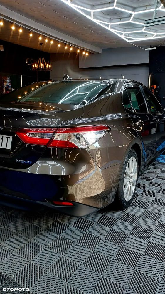 Toyota Camry 2.5 Hybrid Comfort CVT - 5