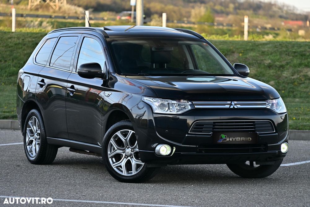 Mitsubishi Outlander 2.0 4WD Top - 3