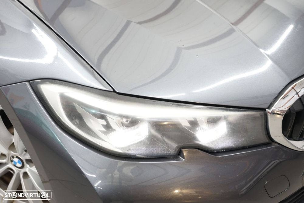 BMW 330 e Aut. Sport Line - 9