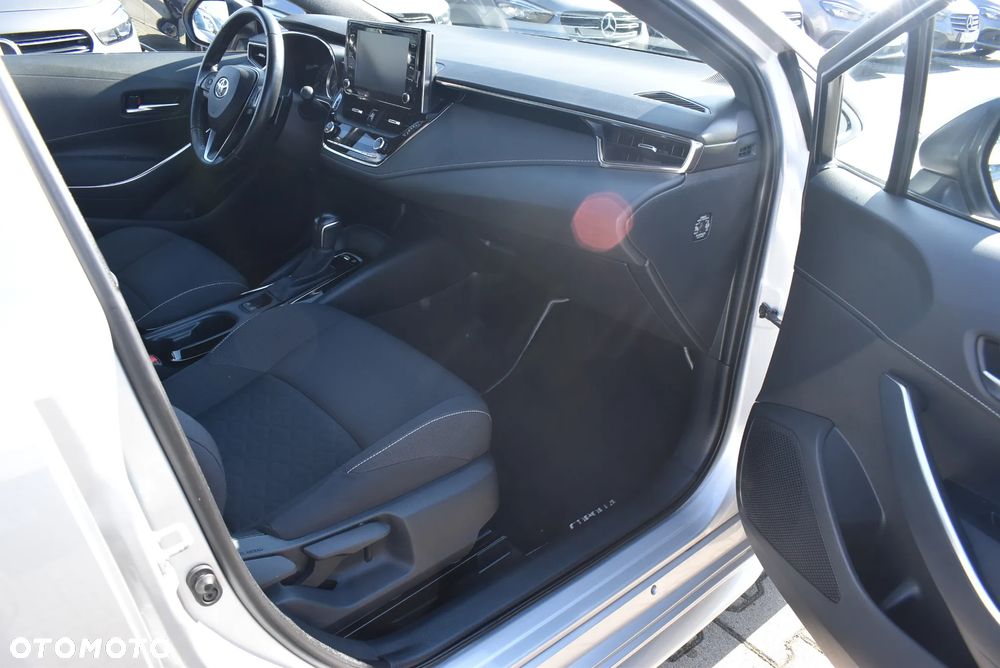 Toyota Corolla 2.0 Hybrid Comfort - 16