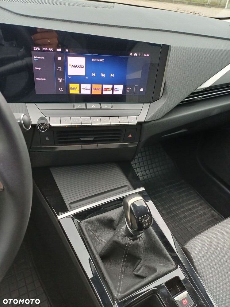 Opel Astra - 19