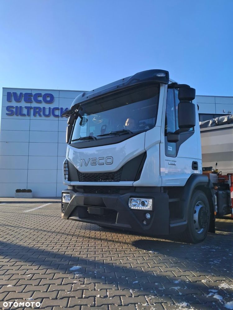 Iveco EUROCARGO Wywrotka z HDS DMC 11.9T - 10