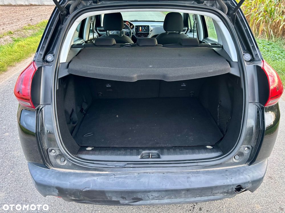 Peugeot 2008 - 12