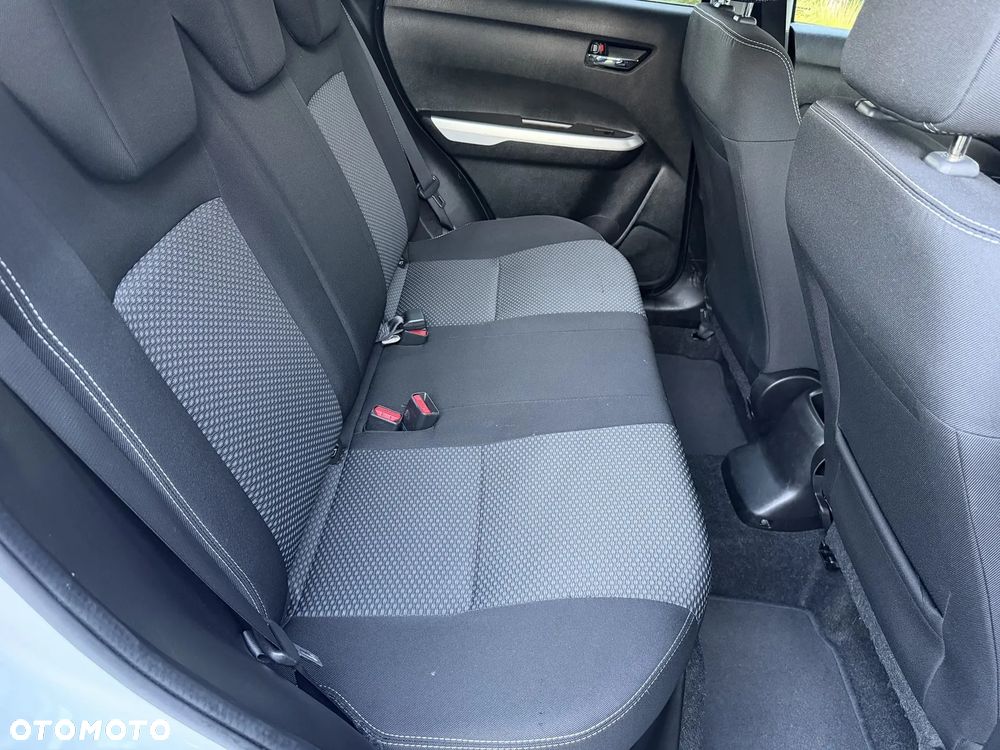 Suzuki Vitara 1.6 Premium 2WD - 27