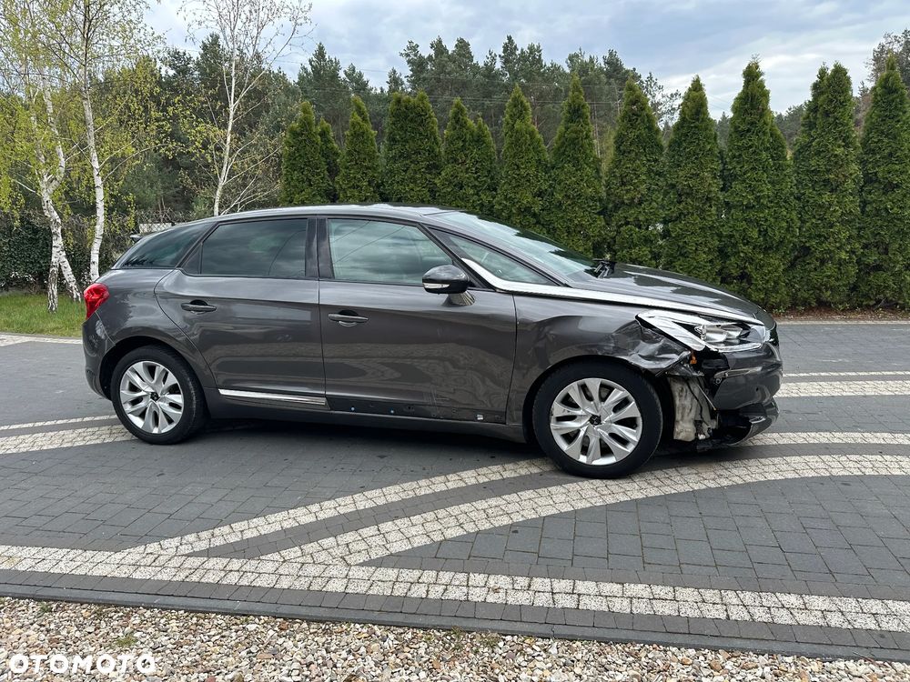 DS Automobiles DS 5 - 8
