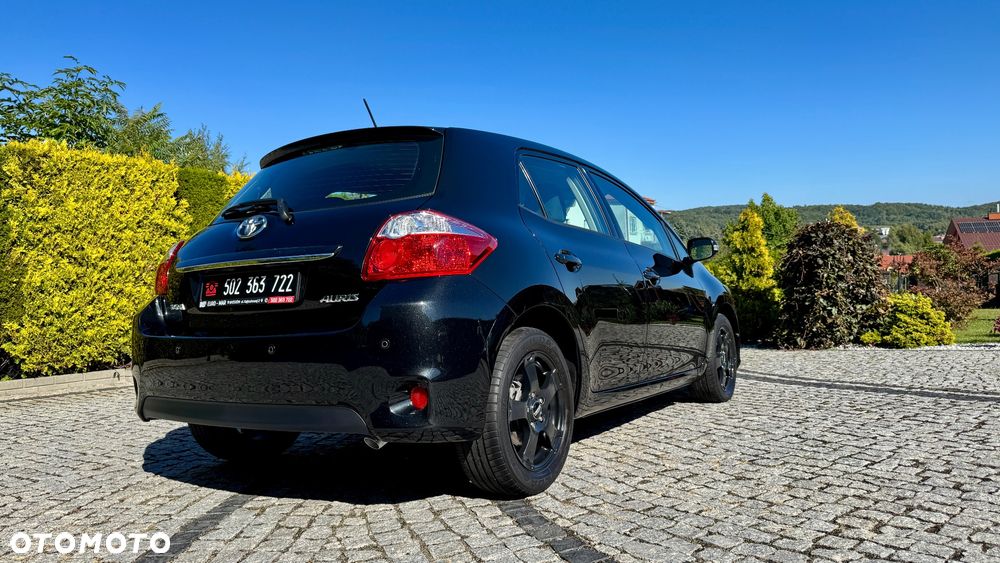 Toyota Auris 1.6 Premium - 8