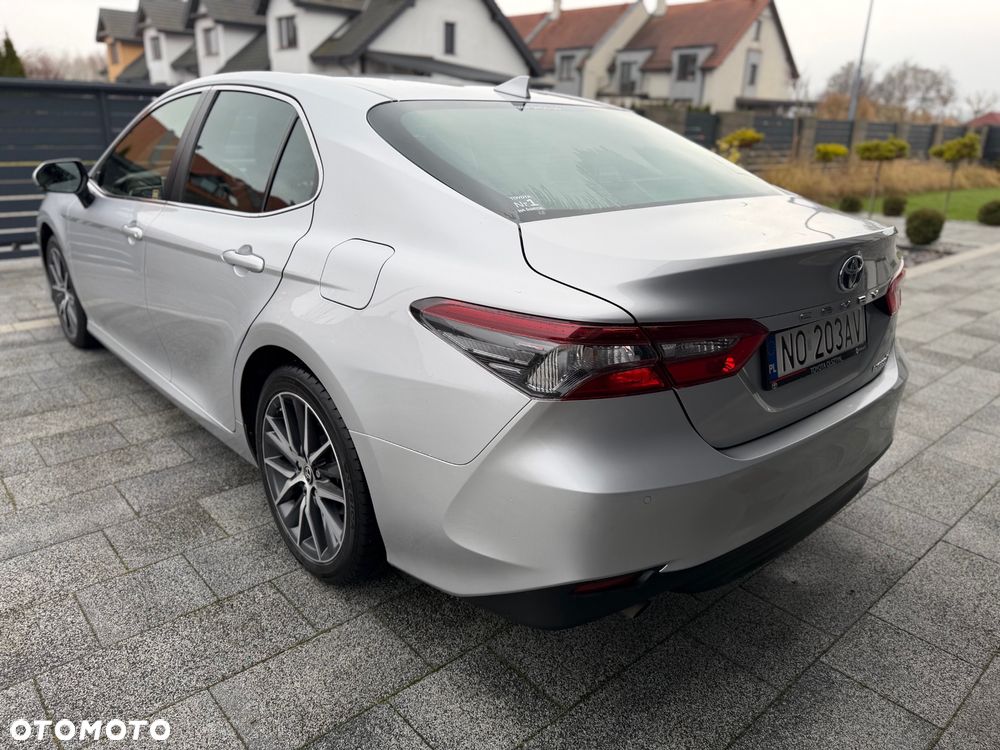 Toyota Camry 2.5 Hybrid Prestige CVT - 6