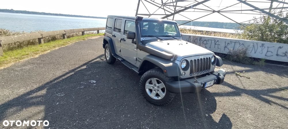 Jeep Wrangler 3.6 Unlim X - 26