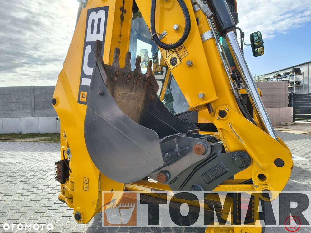 JCB 3CX 2023R JOYSTICK KLIMATYZACJA - 16