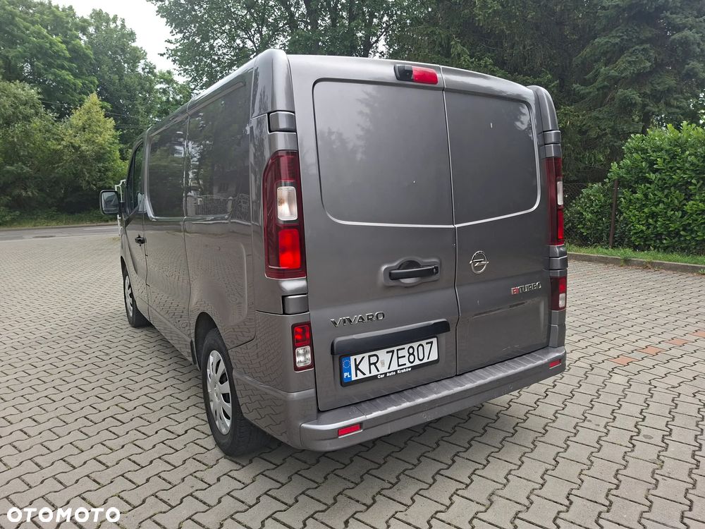 Opel Vivaro - 9