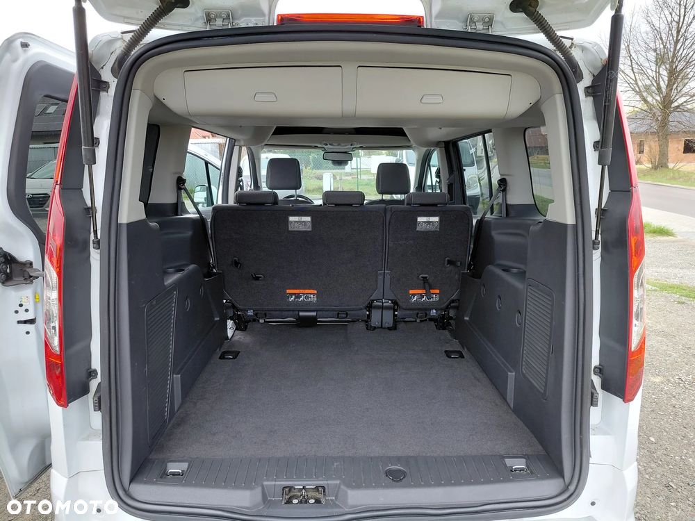 Ford Tourneo Connect 1.6 TDCi Titanium - 11