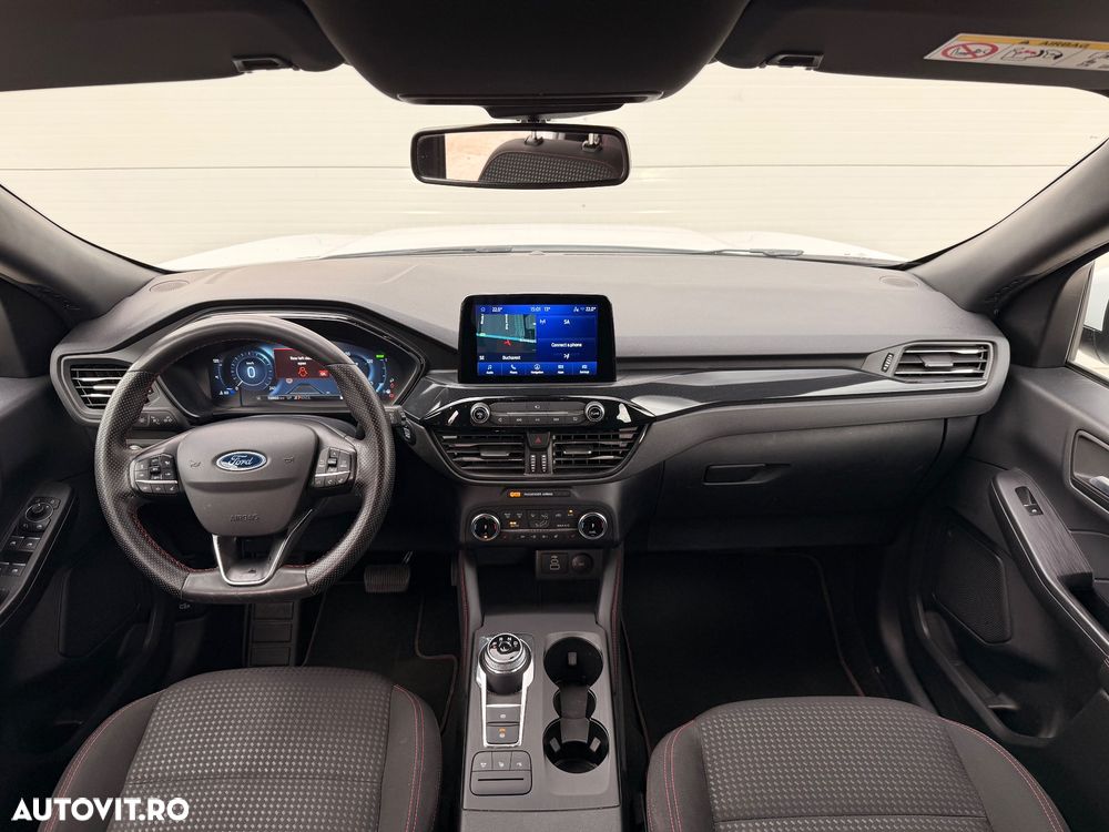 FORD Kuga 2022 — imagine 33