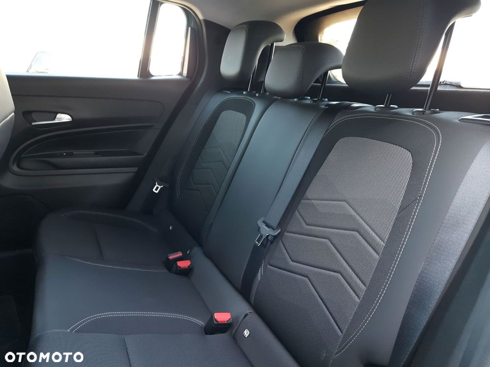 Jeep Avenger 54kWh Altitude - 16