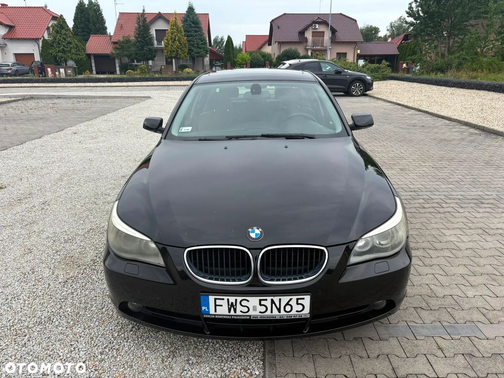 BMW Seria 5 525d - 9