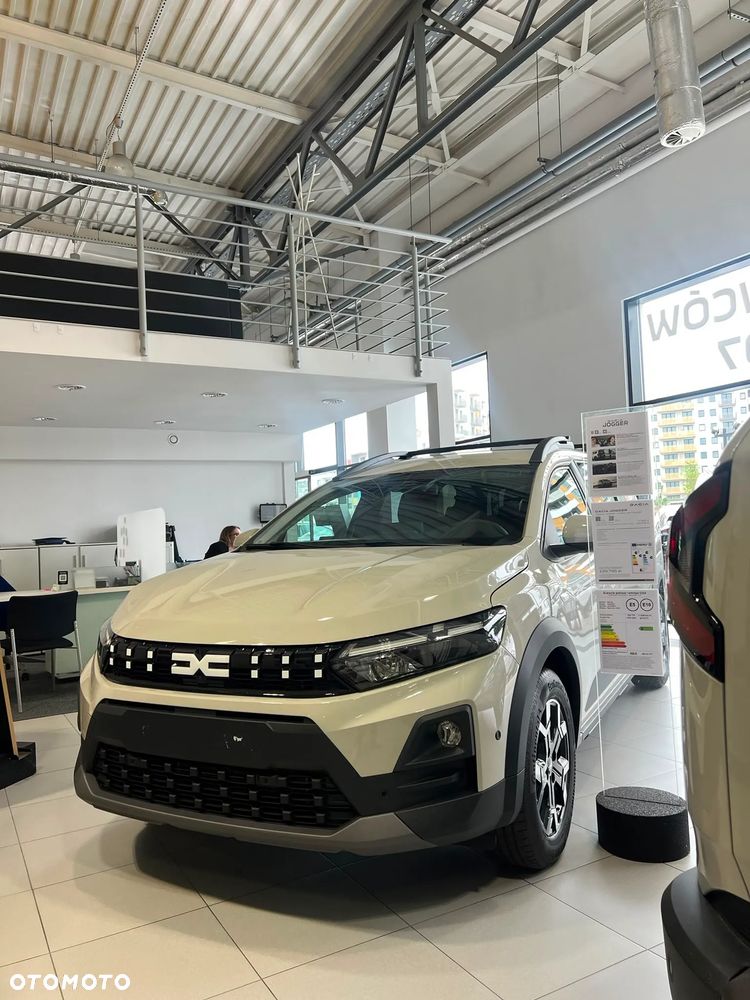 Dacia Jogger 1.8 Full Hybrid 155 Journey MMT 7os - 2