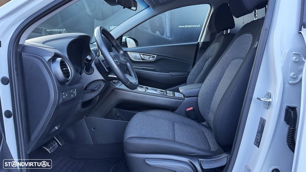 Hyundai Kauai EV 39 kWh Premium - 11