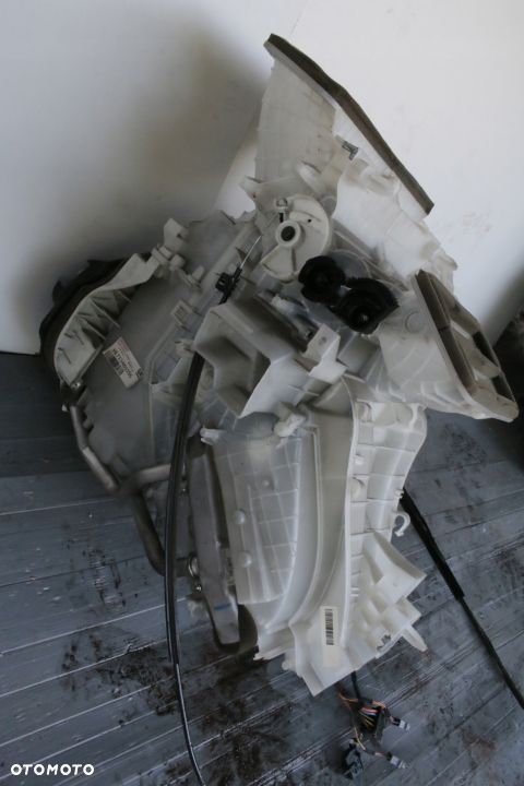 nagrzewnica dmuchawa ADAM Opel Corsa E - 3