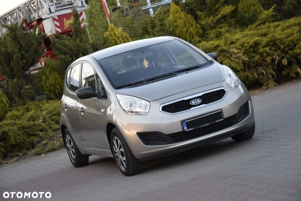 Kia Venga - 28