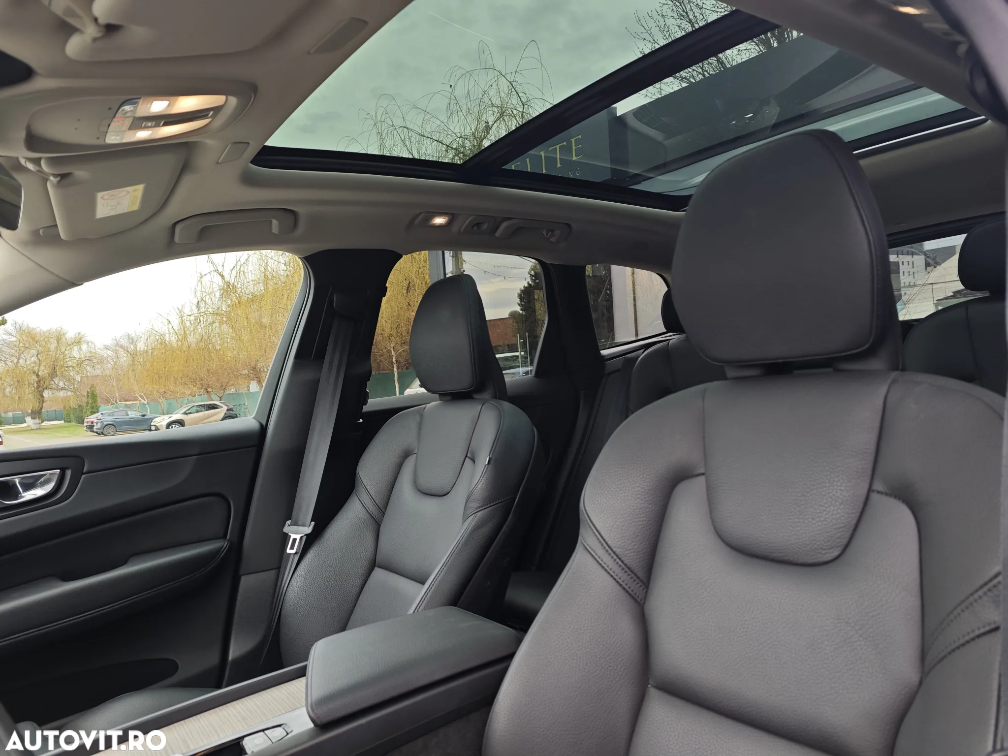 Volvo XC 60 - 11