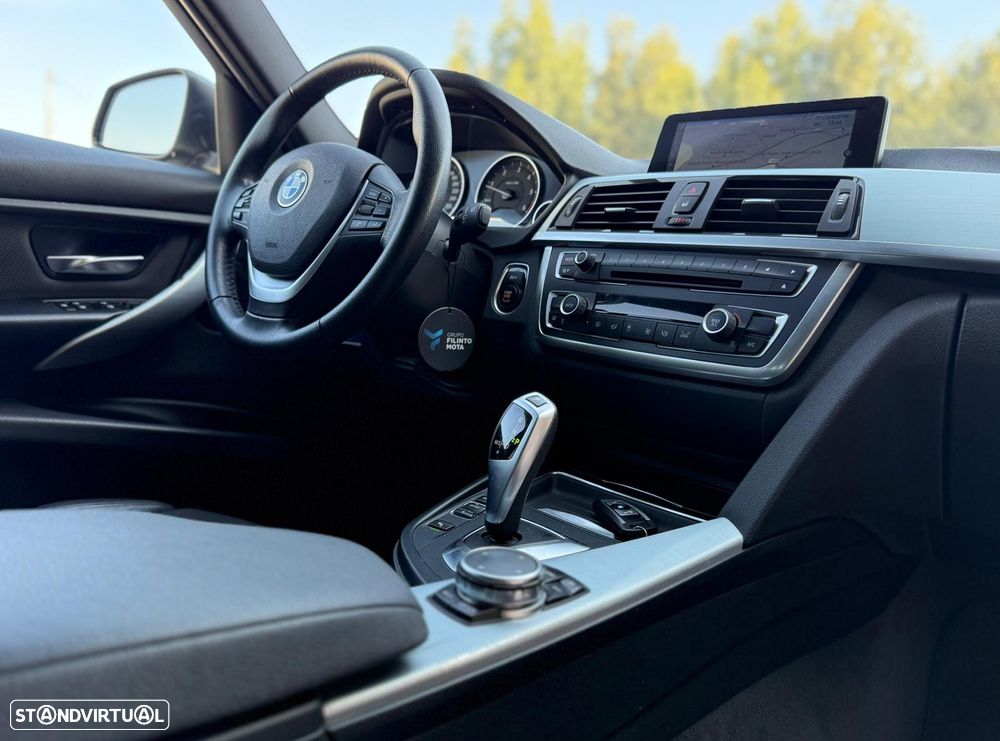 BMW 318 d Touring Auto Line Luxury - 5