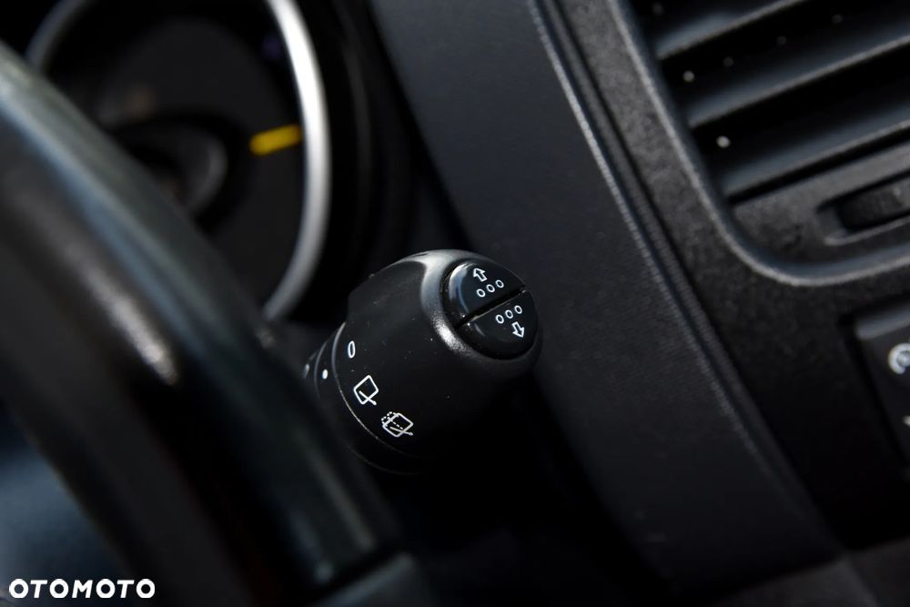 Opel Vivaro L2H1 2.9t Sport - 30