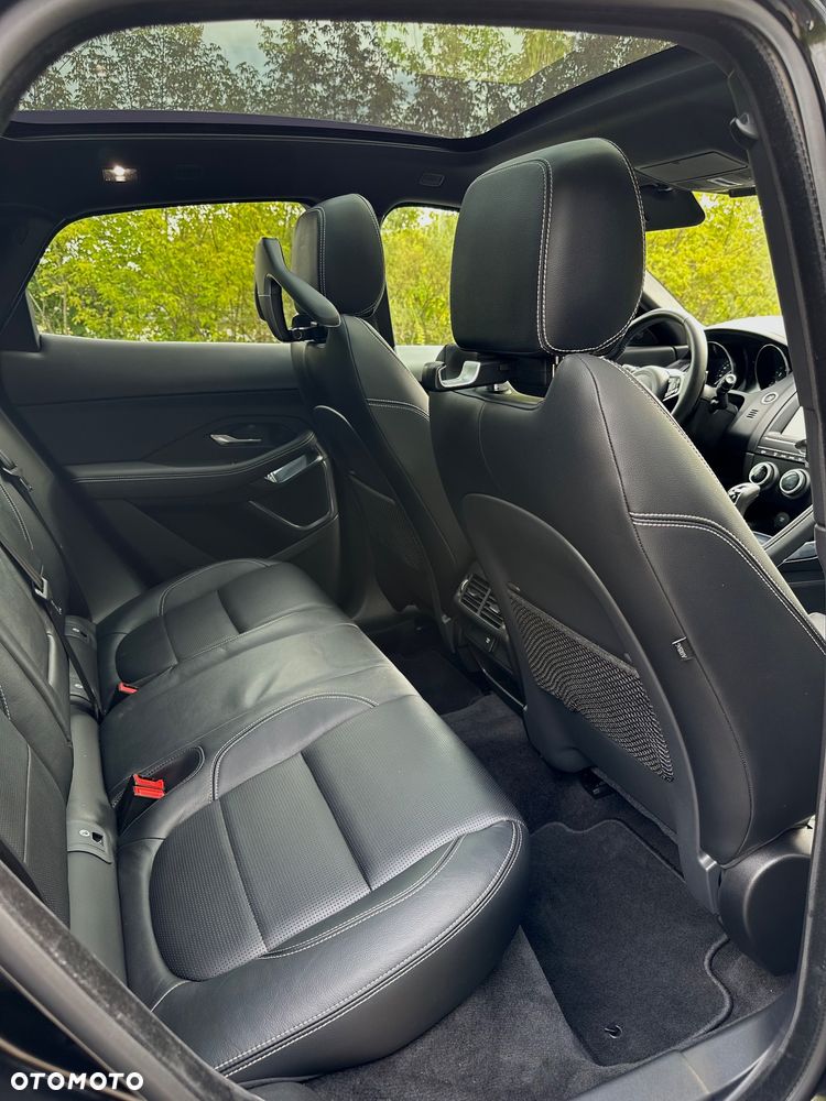 Jaguar E-Pace P300 AWD R-Dynamic S - 19