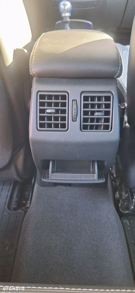 Renault Laguna 2.0 DCi FAP GT - 5