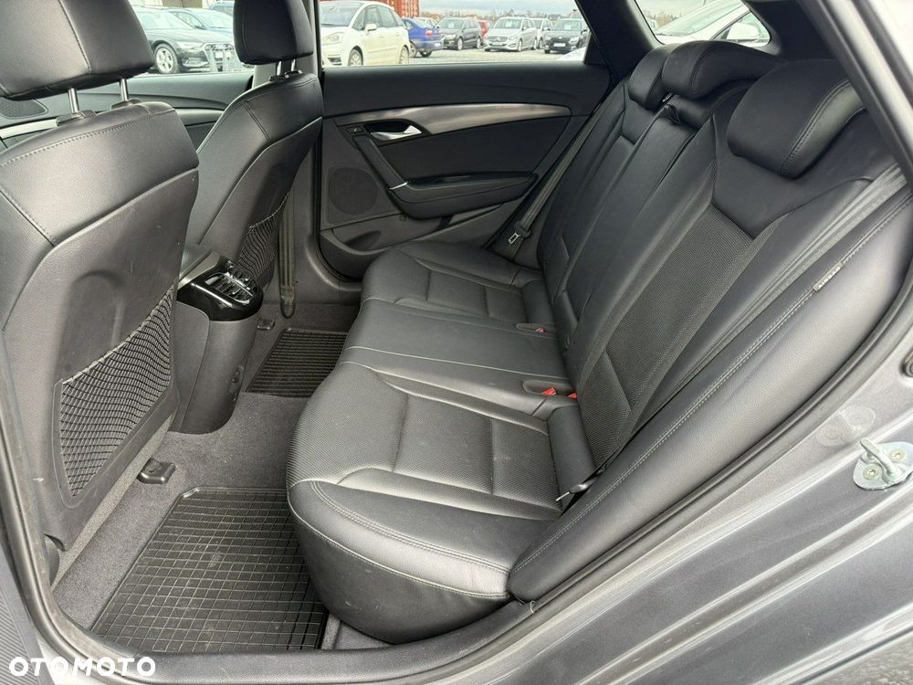 Hyundai i40 Kombi 1.7 CRDi Premium - 12