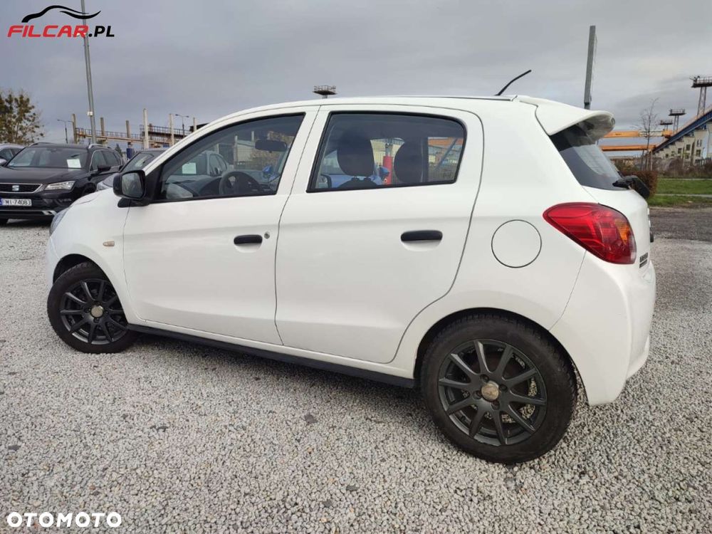 Mitsubishi Space Star - 17